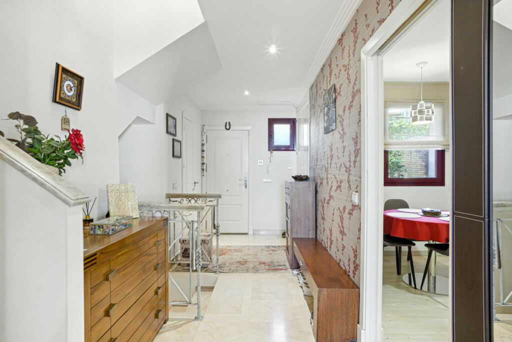 Townhouse Benahavís Málaga - image 37
