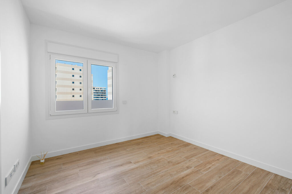 Middle Floor Apartment Punta Prima Alicante - image 37