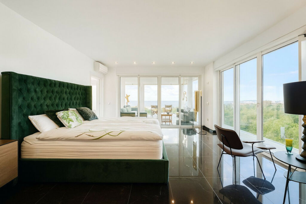 Detached Villa La Capellania Málaga - image 37