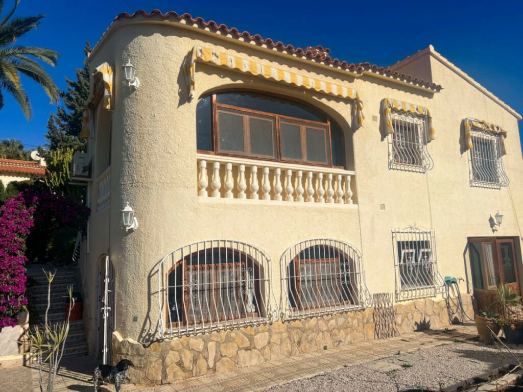 Detached Villa Calpe Alicante - image 37