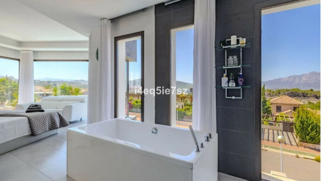 Detached Villa Javea Alicante - image 37