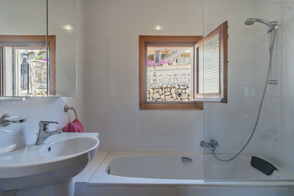 Detached Villa Altea Alicante - image 37