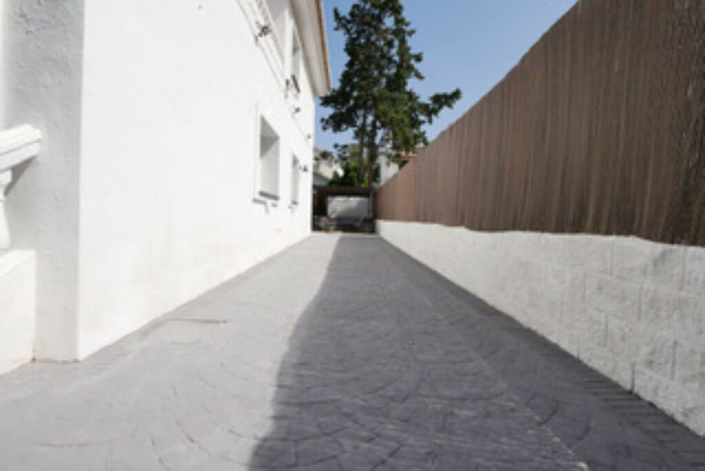 Detached Villa Cabopino Málaga - image 37