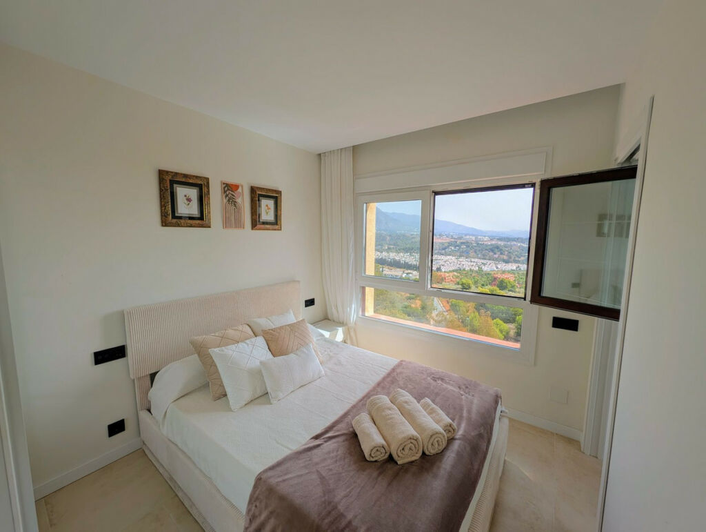 Penthouse Nueva Andalucía Málaga - image 26
