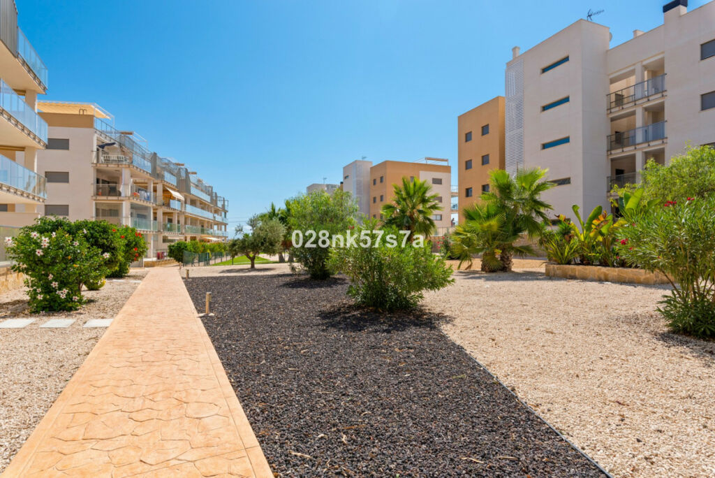 Middle Floor Apartment Orihuela Costa Alicante - image 37