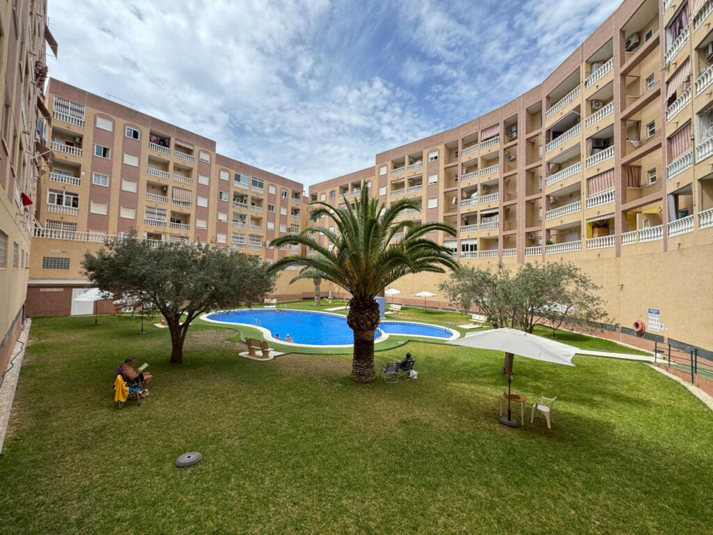 Penthouse Torrevieja Alicante - image 37