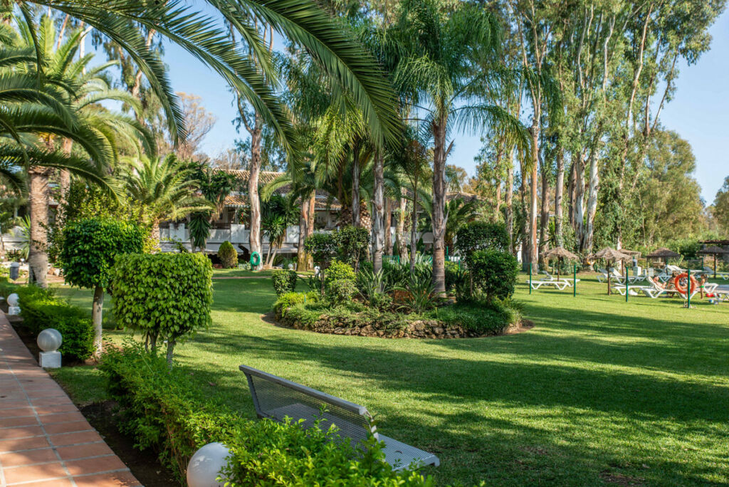 Middle Floor Apartment Puerto Banús Málaga - image 37