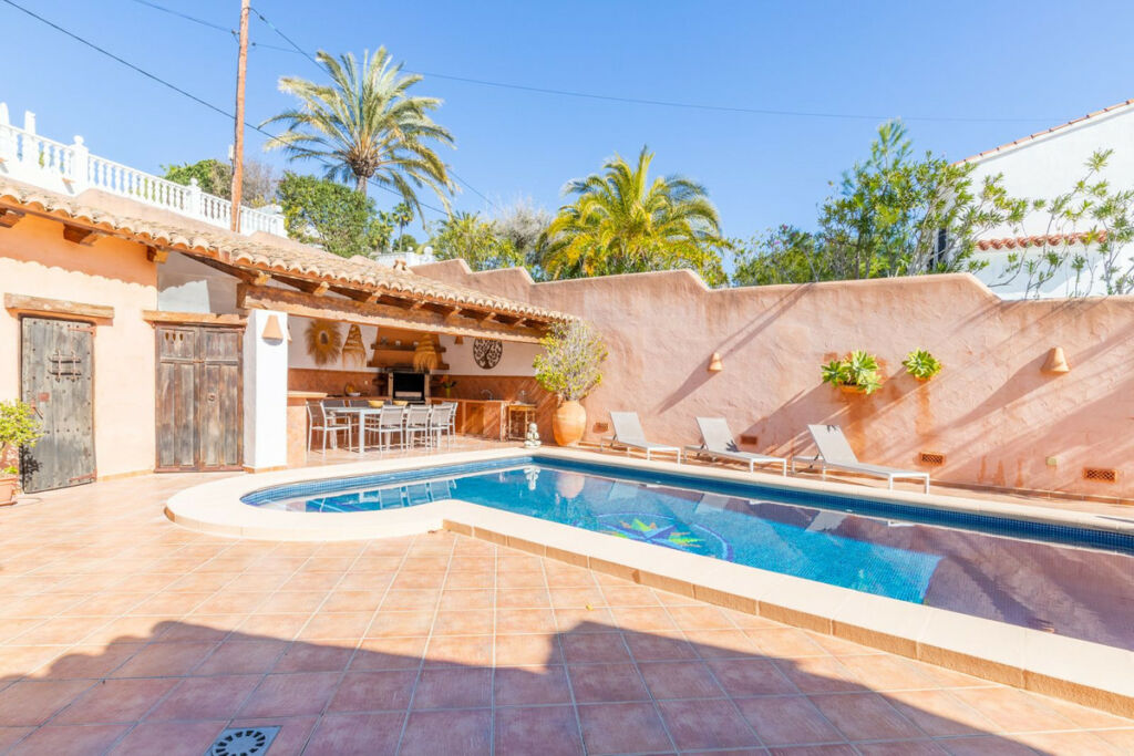 Detached Villa Moraira Alicante - image 38