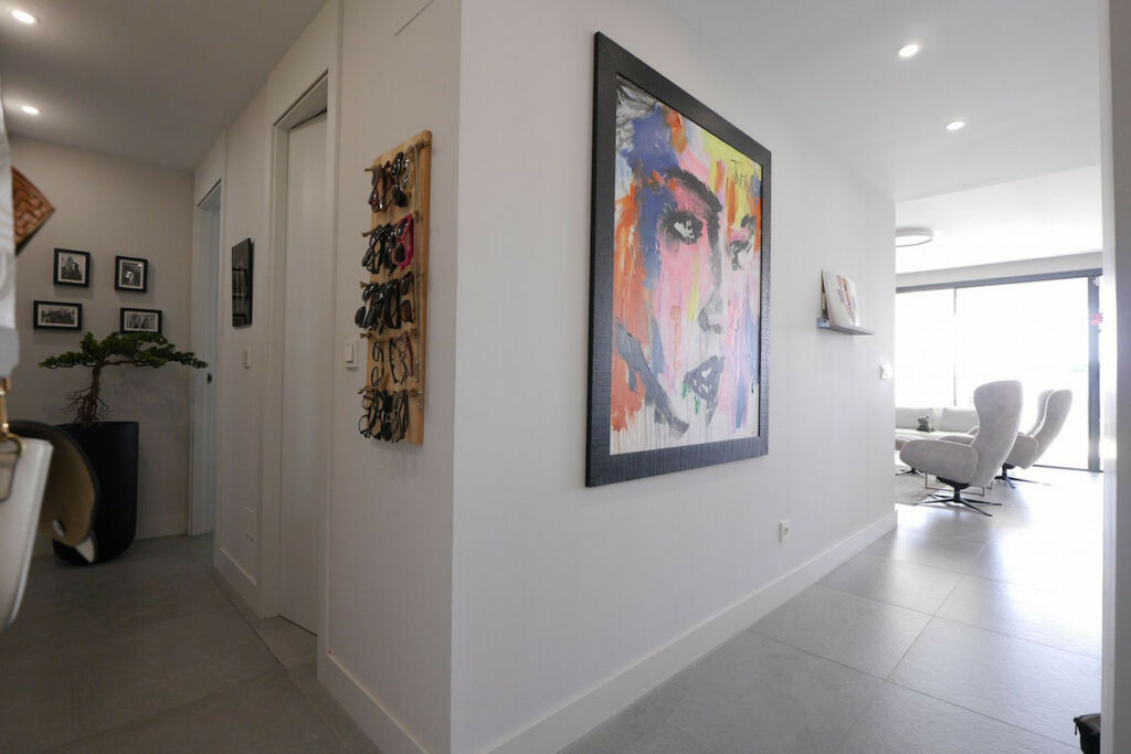 Middle Floor Apartment Cabopino Málaga - image 37