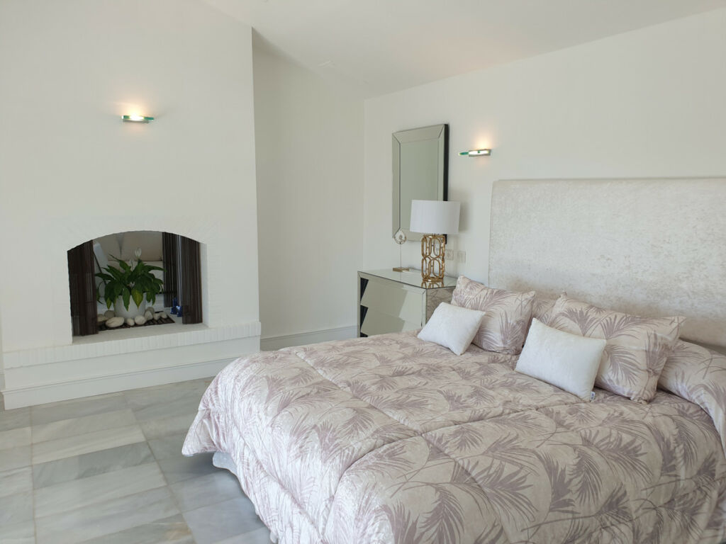 Detached Villa Los Monteros Málaga - image 38