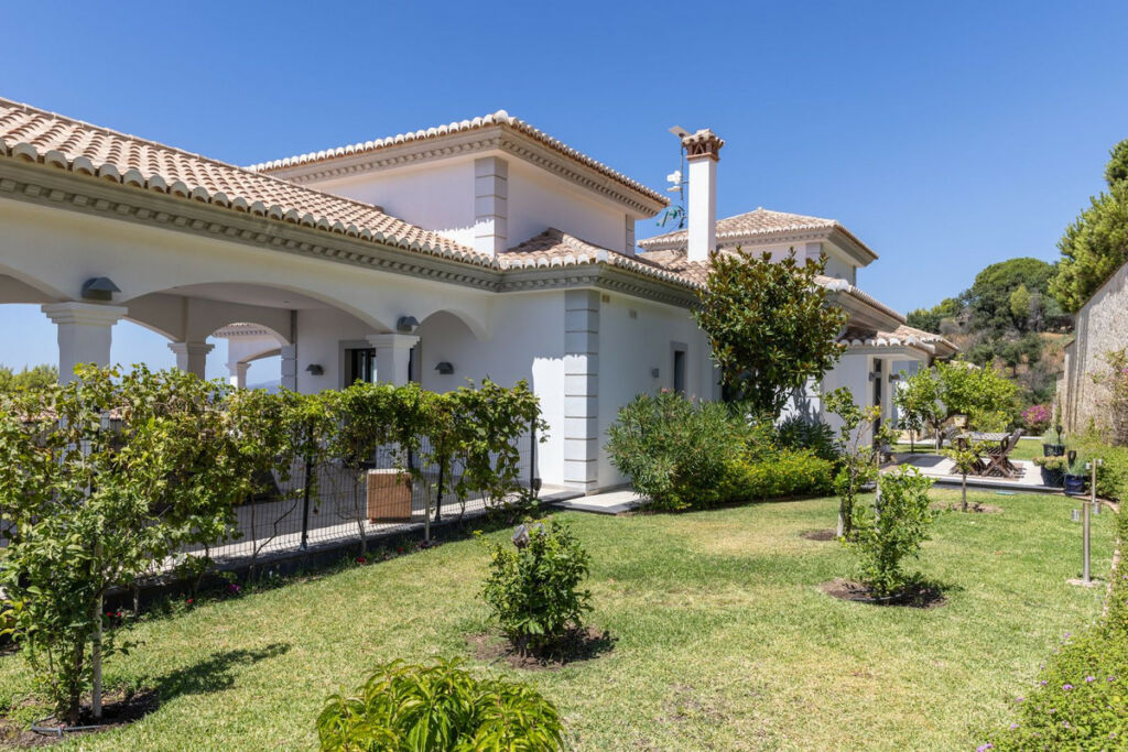Detached Villa Mijas Málaga - image 38