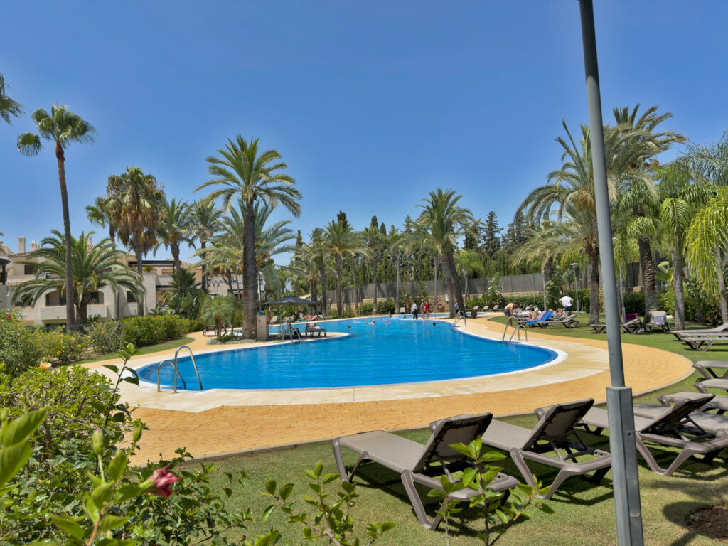 Penthouse Nueva Andalucía Málaga - image 35