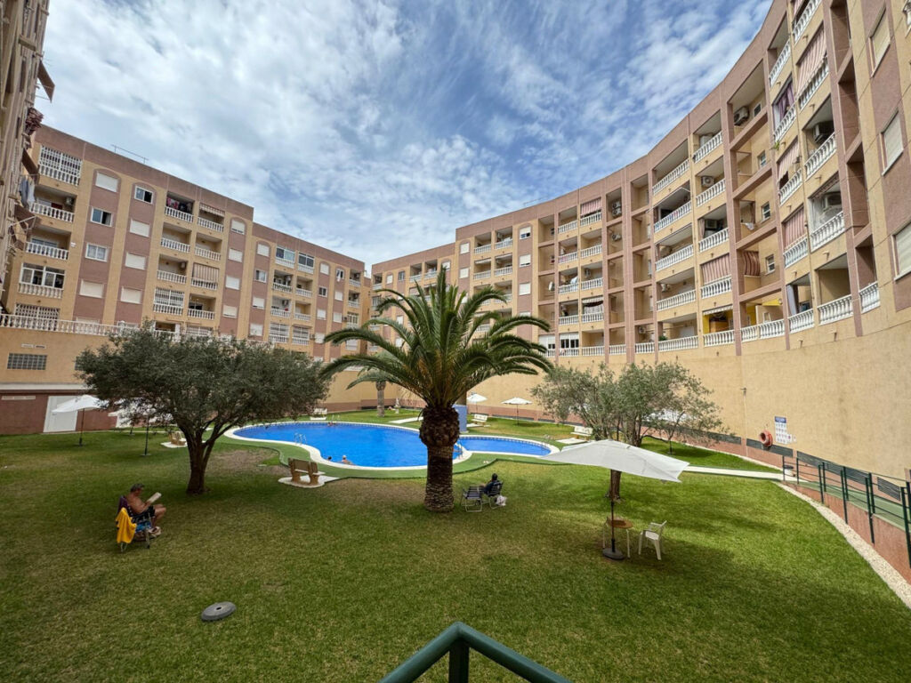 Penthouse Torrevieja Alicante - image 38