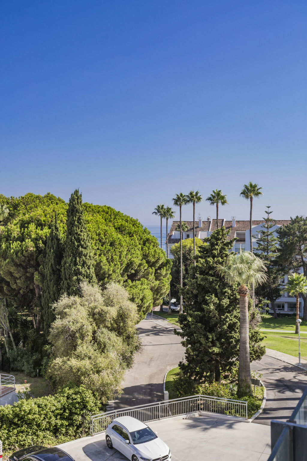 Middle Floor Apartment Río Real Málaga - image 38