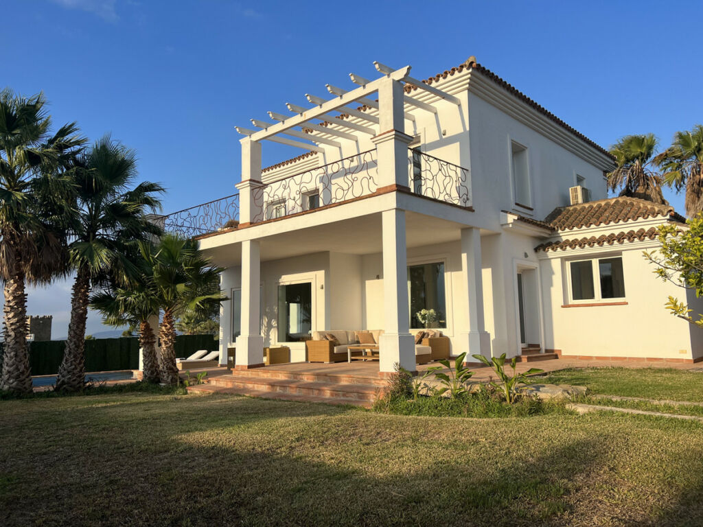 Detached Villa Manilva Málaga - image 37