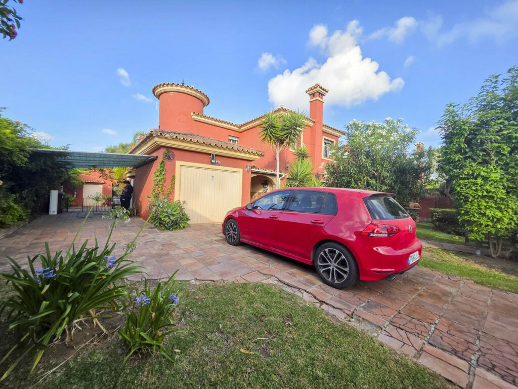Detached Villa Guadacorte Cádiz - image 38
