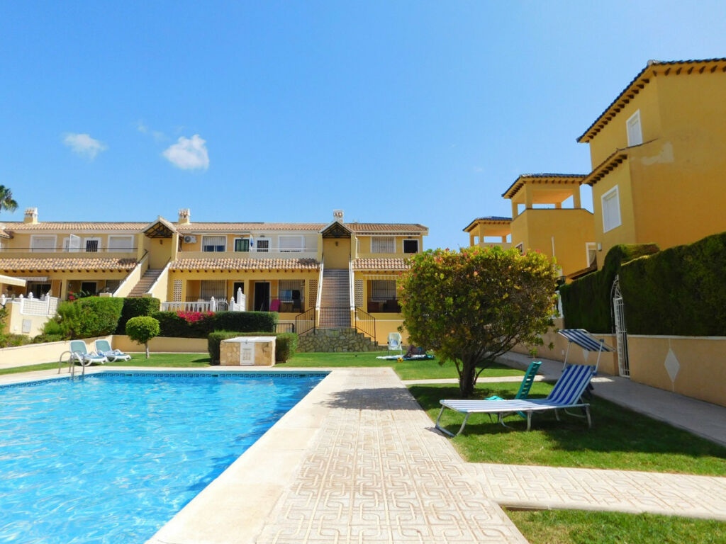 Detached Villa Villamartin Alicante - image 38
