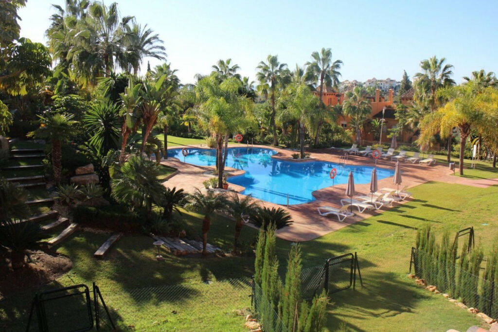 Townhouse Benahavís Málaga - image 39