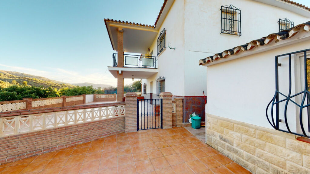 Detached Villa Alcaucín Málaga - image 39