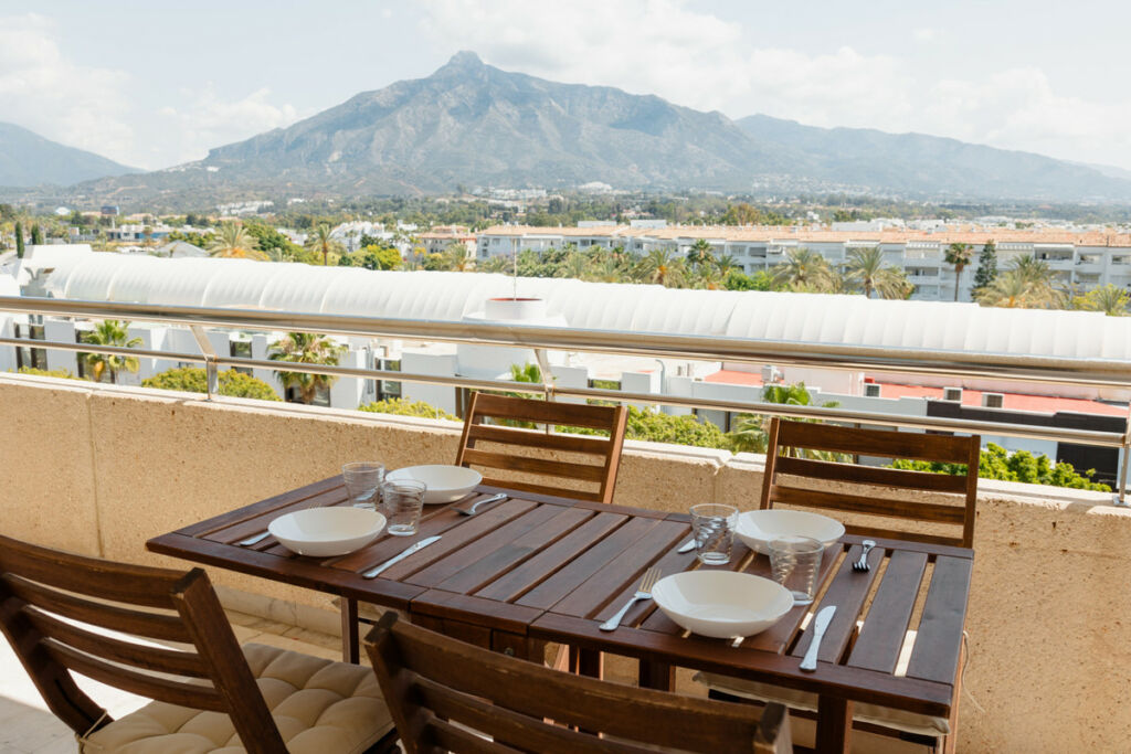 Middle Floor Apartment Puerto Banús Málaga - image 39