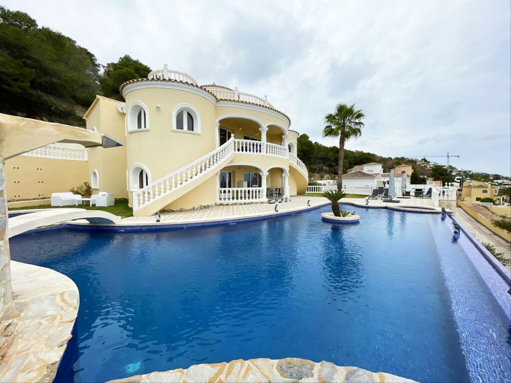 Detached Villa Calpe Alicante - image 39
