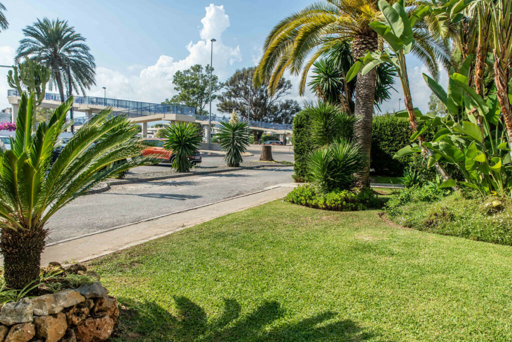Middle Floor Apartment Puerto Banús Málaga - image 38