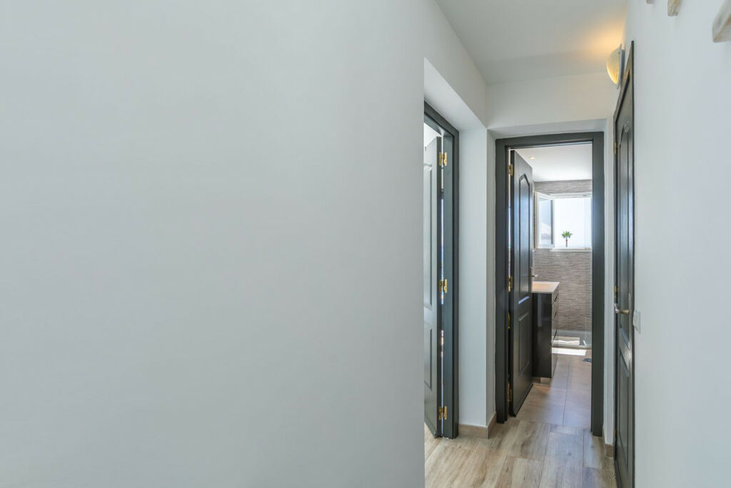 Detached Villa Estepona Málaga - image 39