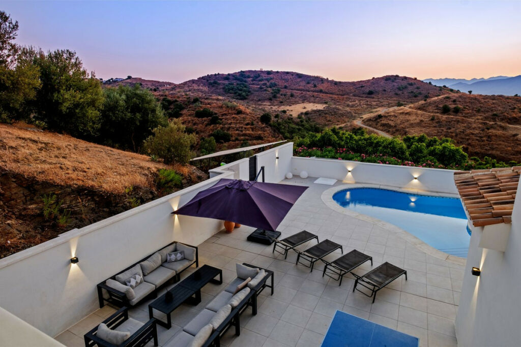 Detached Villa Cerros del Aguila Málaga - image 39