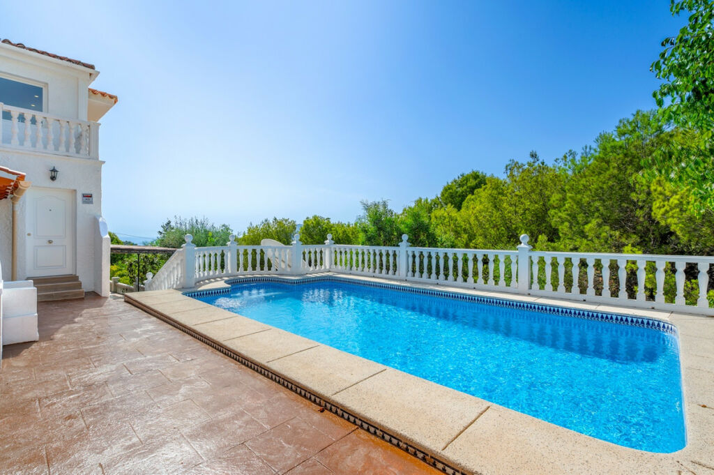 Detached Villa La Nucia Alicante - image 39