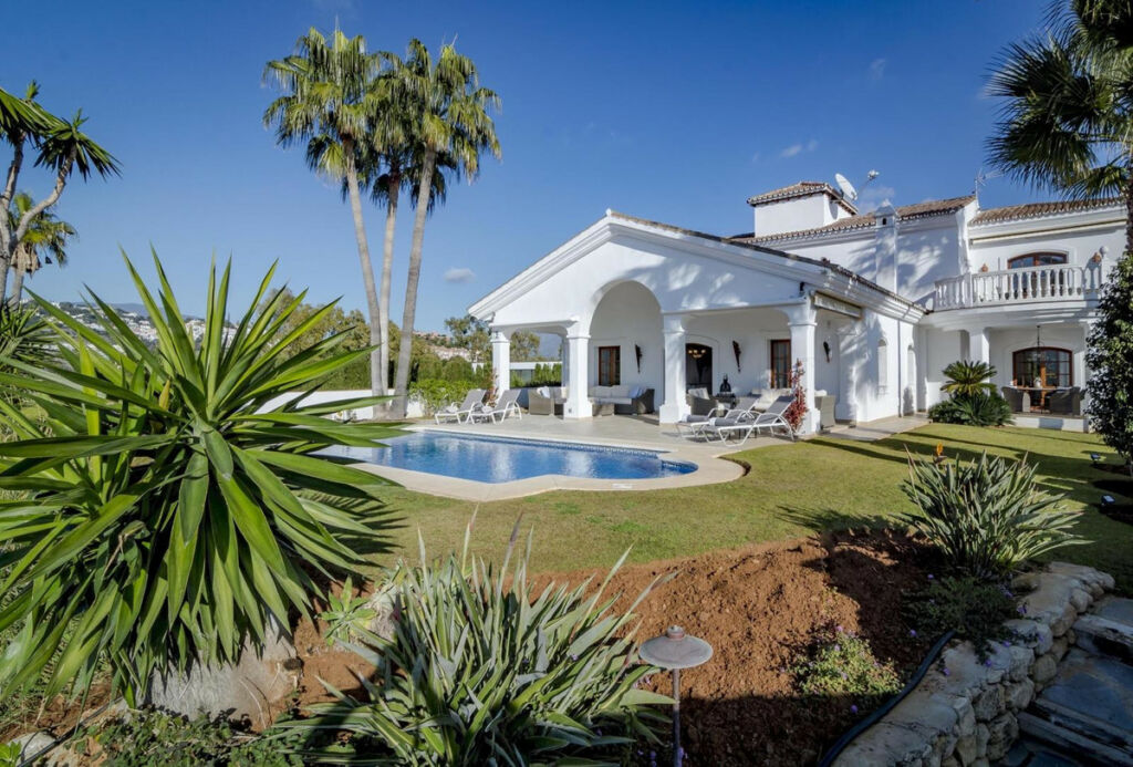Detached Villa Benahavís Málaga - image 39