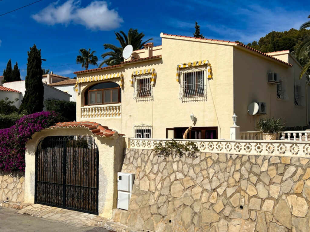 Detached Villa Calpe Alicante - image 39