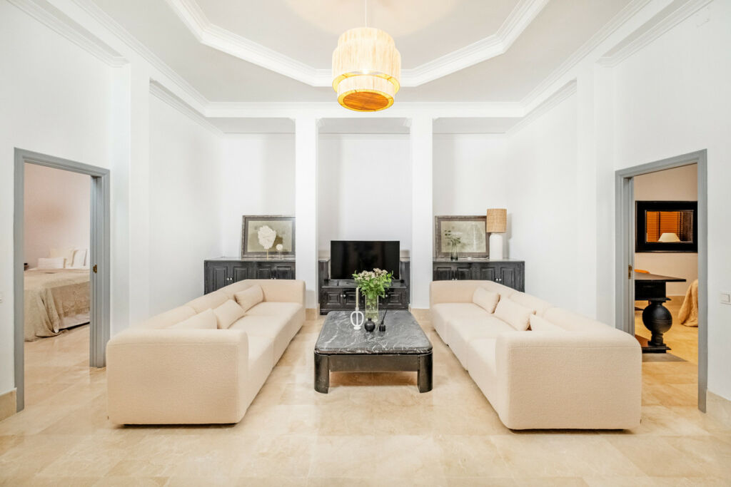 Detached Villa Aloha Málaga - image 39
