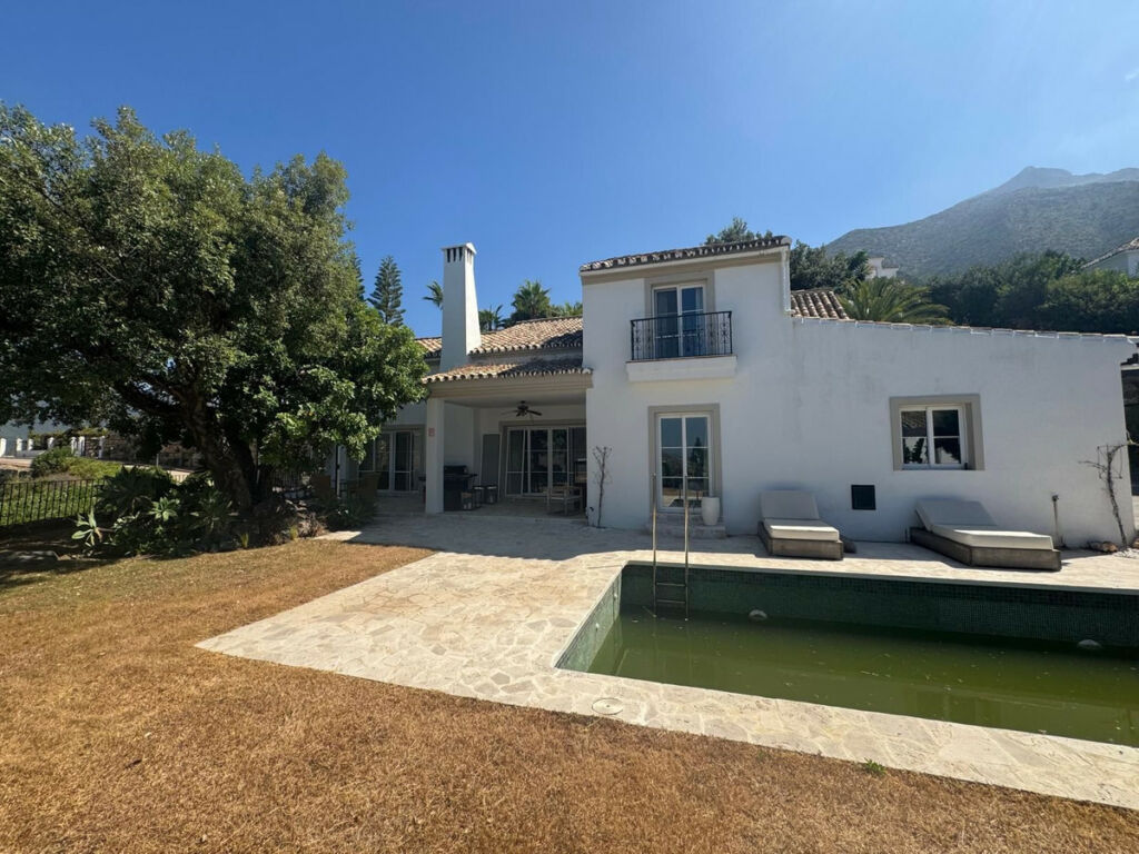Detached Villa Istán Málaga - image 39