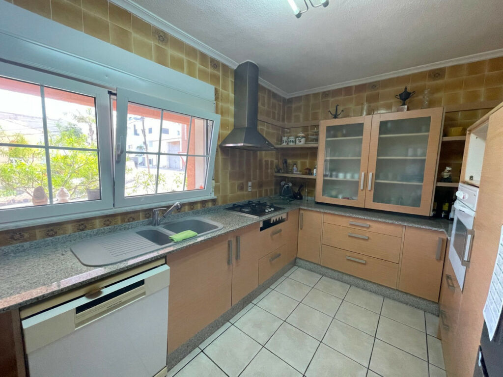 Detached Villa Benijofar Alicante - image 4