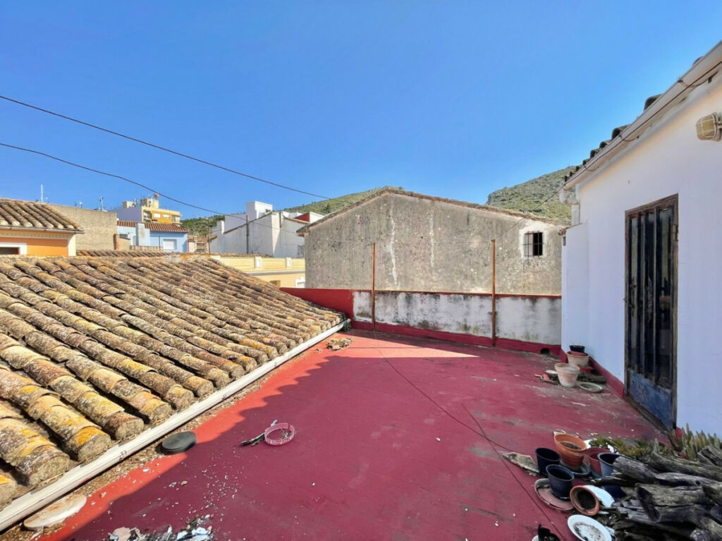 Townhouse Pedreguer Alicante - image 4