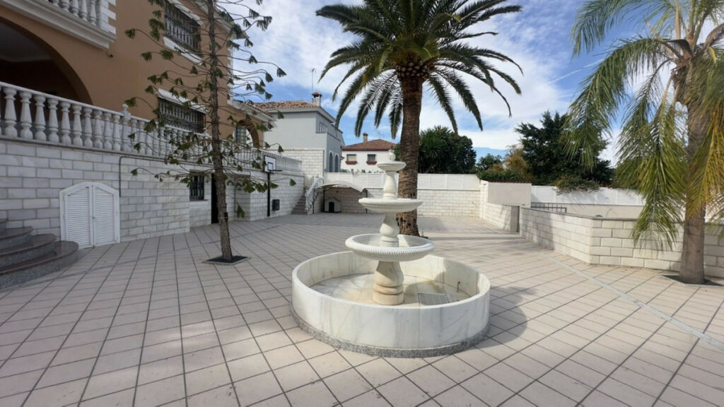 Detached Villa Alhaurín de la Torre Málaga - image 33