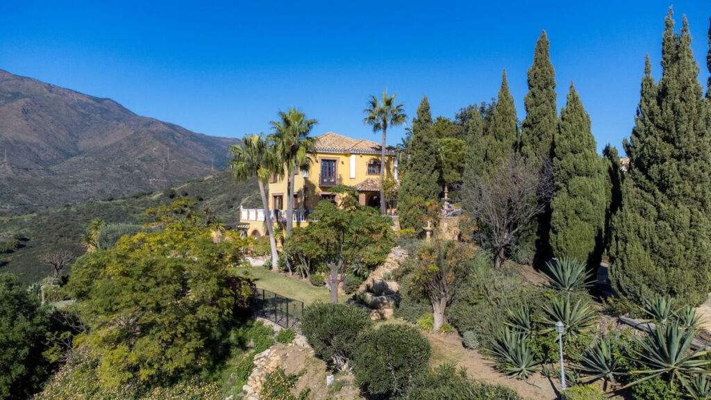 Finca - Cortijo Estepona Málaga - image 4