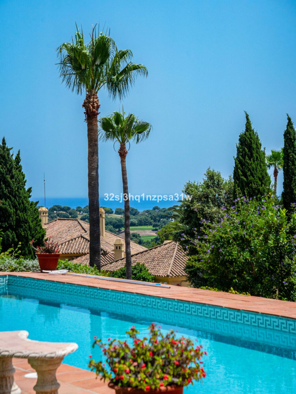 Detached Villa Sotogrande Cádiz - image 4
