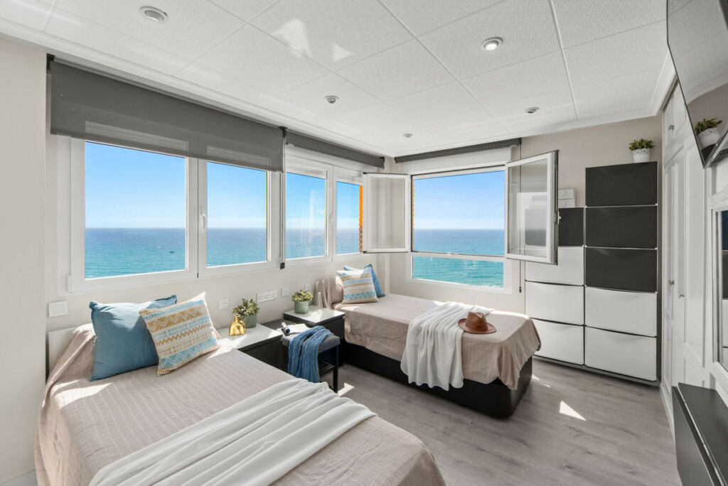 Middle Floor Apartment El Campello Alicante - image 5