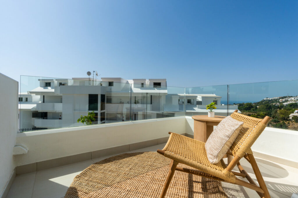 Penthouse Benalmadena Málaga - image 4