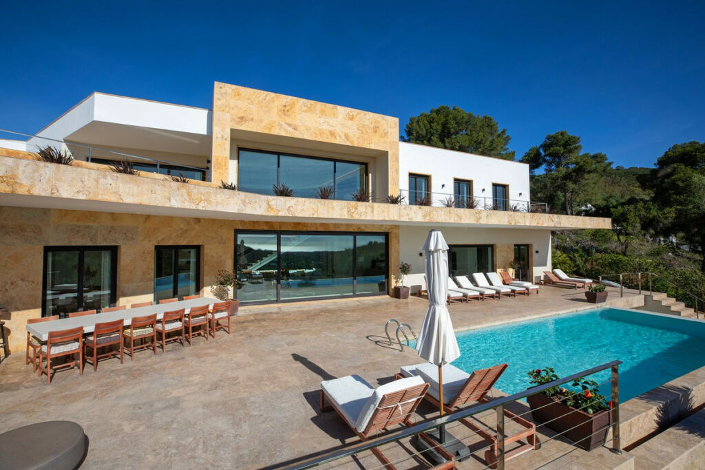 Detached Villa Sotogrande Cádiz - image 4