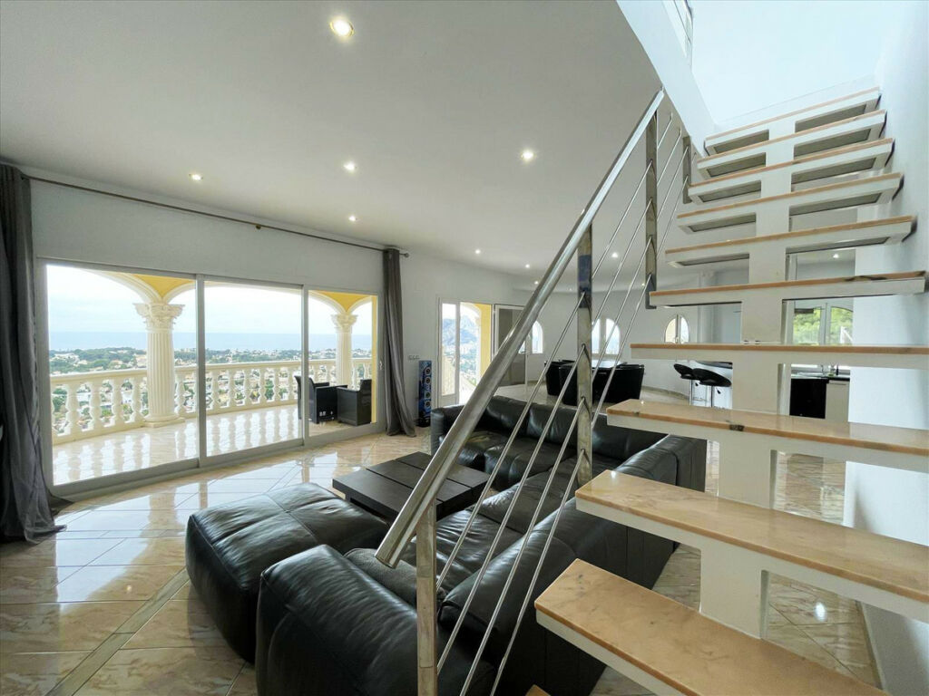 Detached Villa Calpe Alicante - image 4