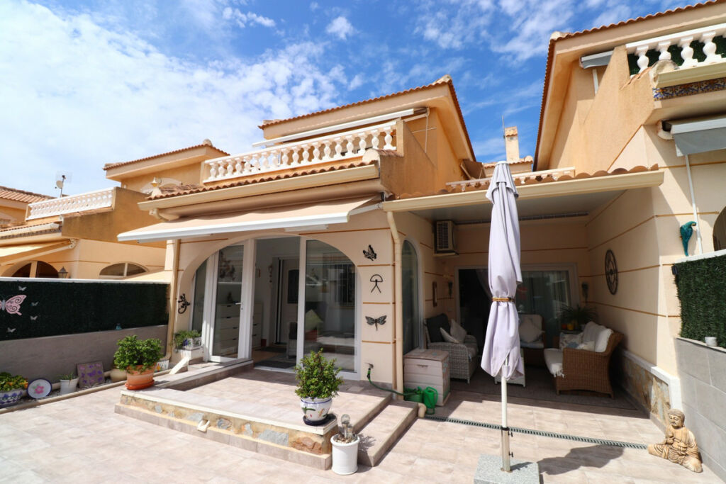 Townhouse Benijofar Alicante - image 4