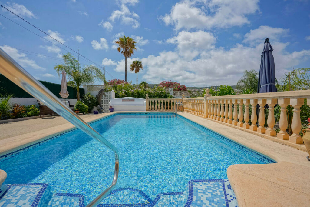 Detached Villa Javea Alicante - image 4