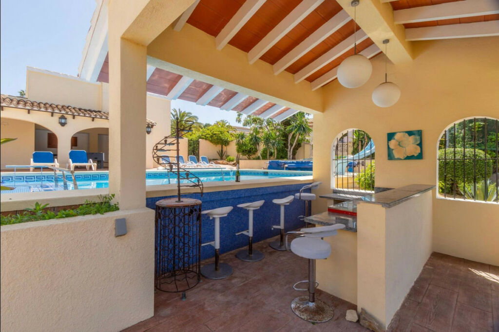 Detached Villa Javea Alicante - image 4