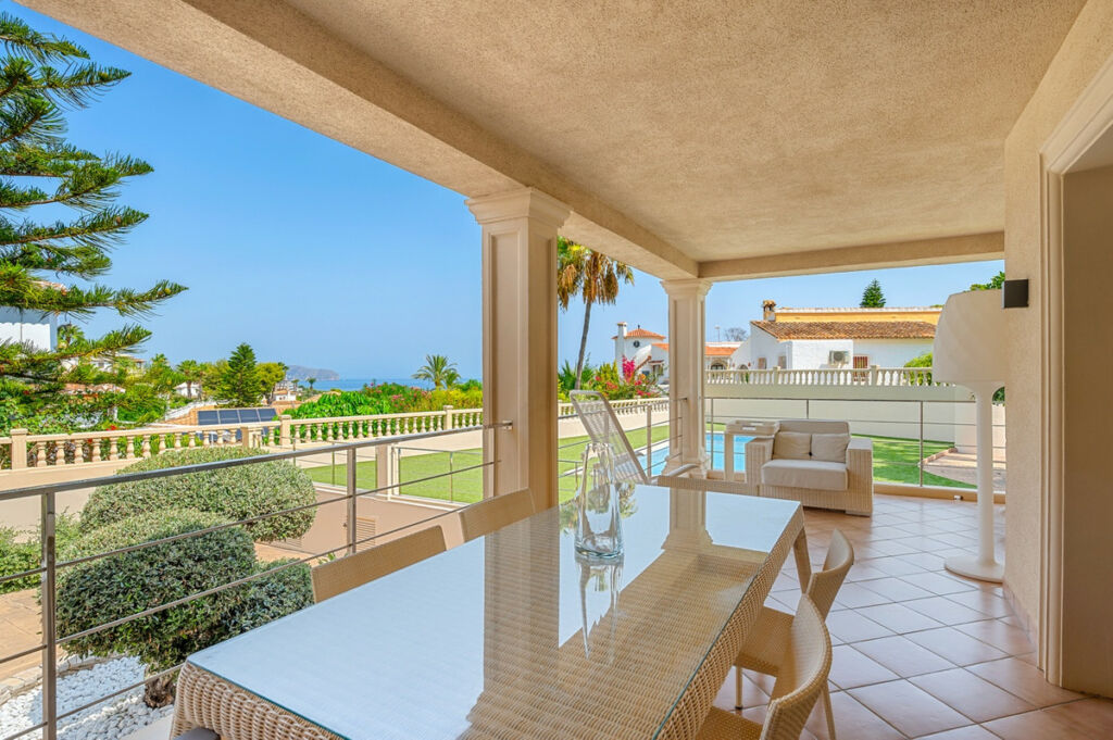 Detached Villa Benissa Alicante - image 4