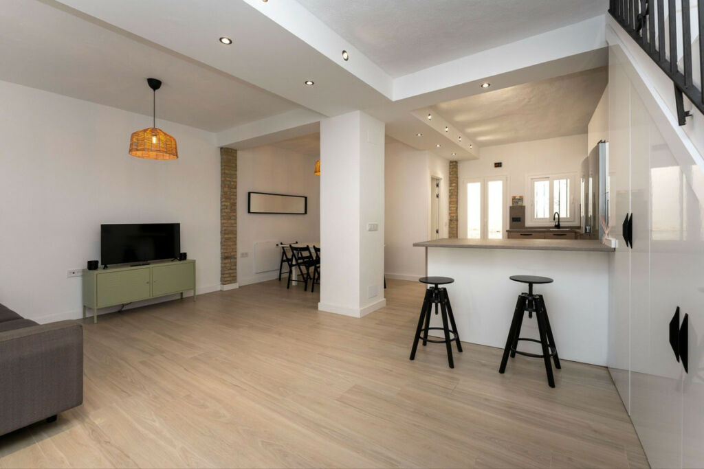 Townhouse Monda Málaga - image 4