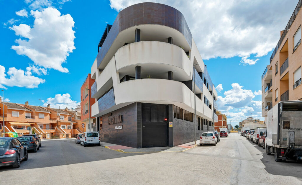 Middle Floor Apartment Formentera del Segura Alicante - image 4