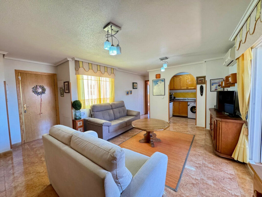 Penthouse Torrevieja Alicante - image 4