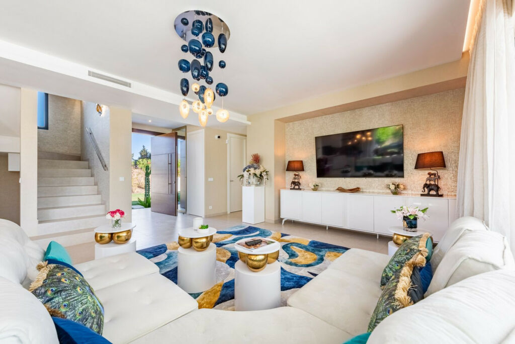 Detached Villa La Cala Golf Málaga - image 4